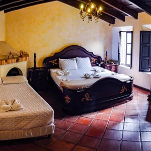 Bed & Breakfast Central Antiguainn, Antigua