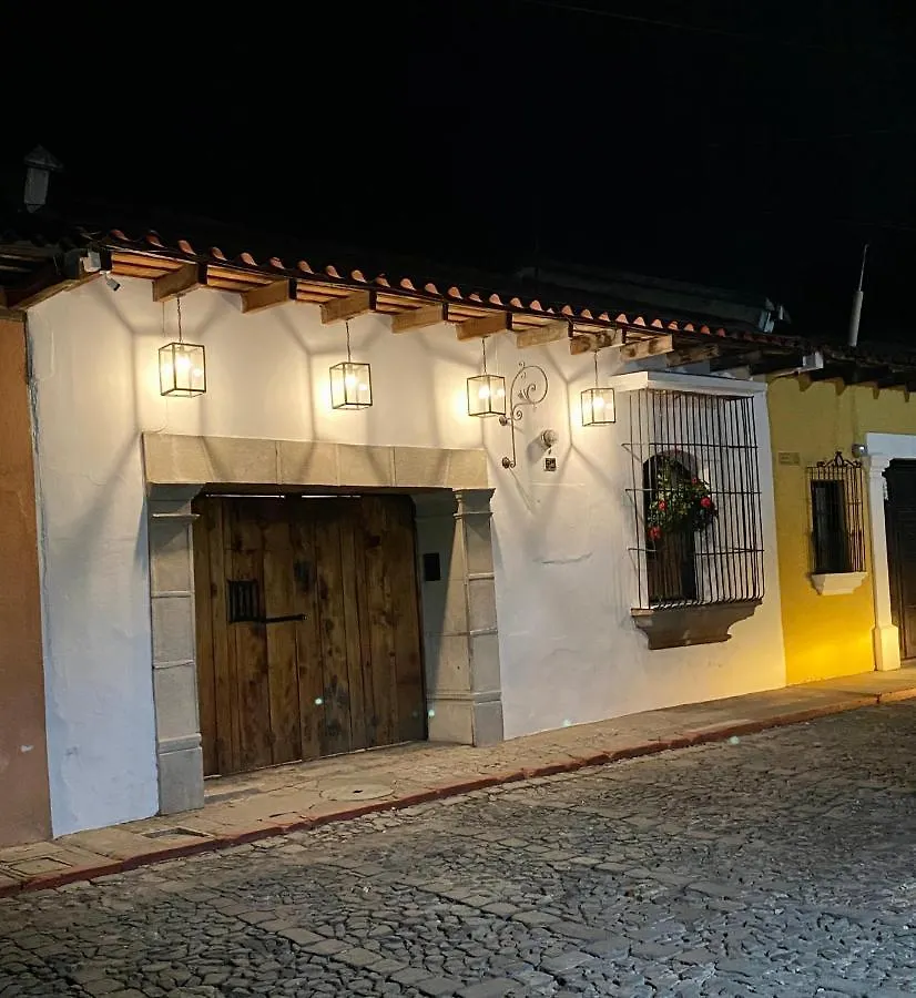 Parador De Antigua
